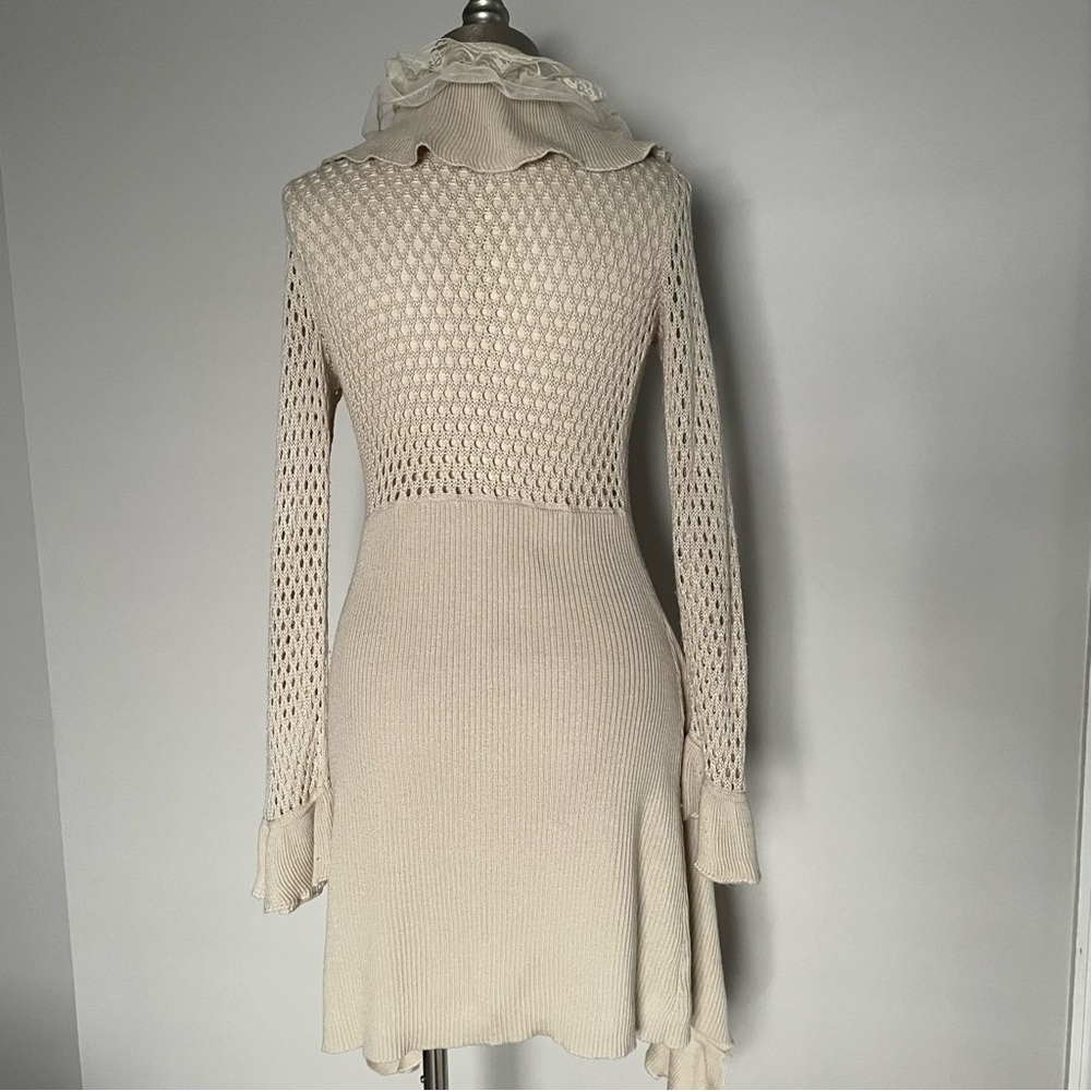 Susan Lawrence Cream Ruffled Sweater - Picture 5 of 7